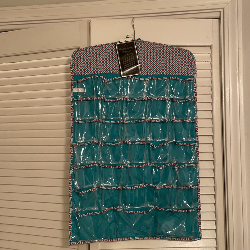 Hanging jewelry holder - Picture 2 of 2